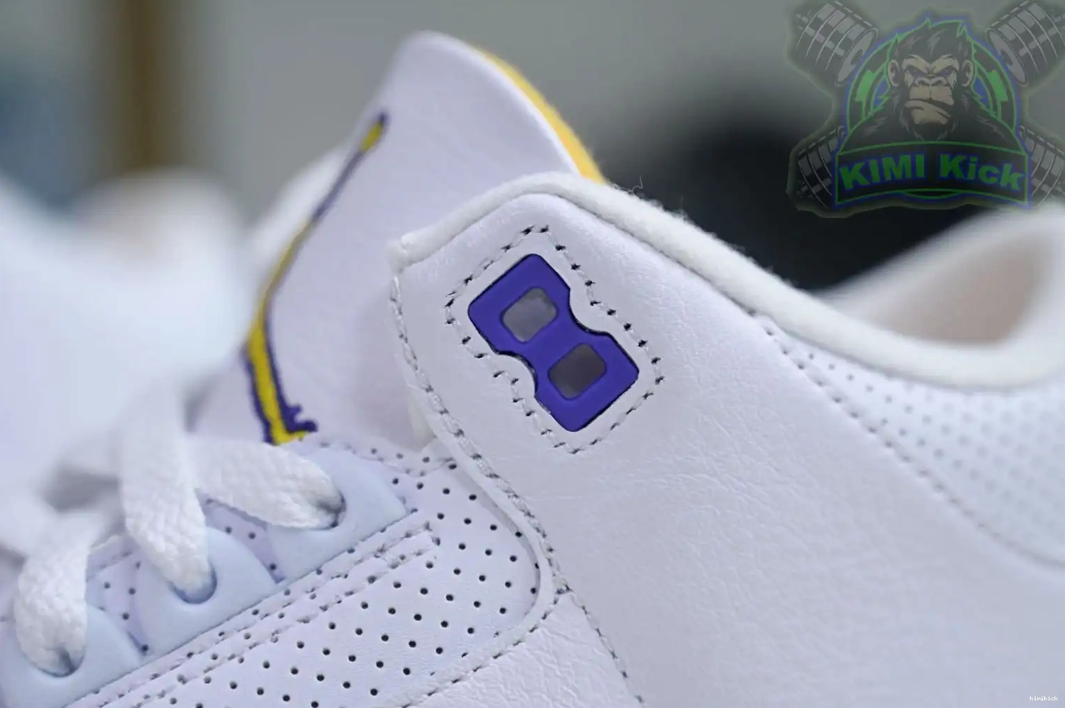 RETRO OG AIR Kimikick 3 JORDAN 0429